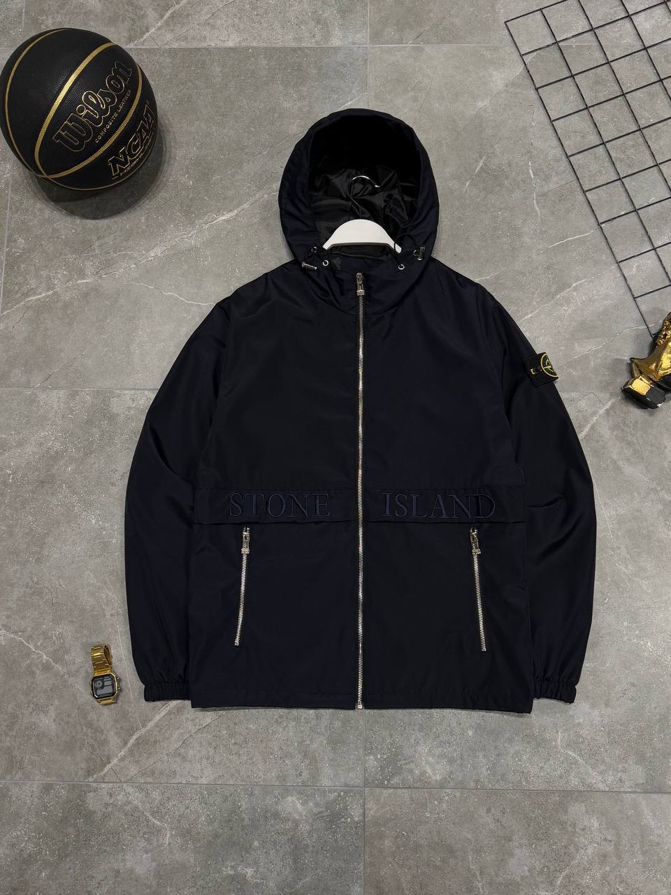 STONE ISLAND