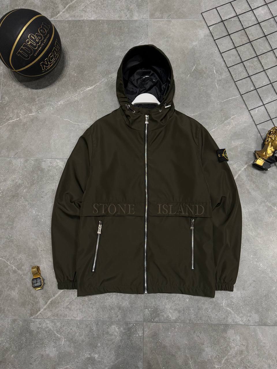 STONE ISLAND